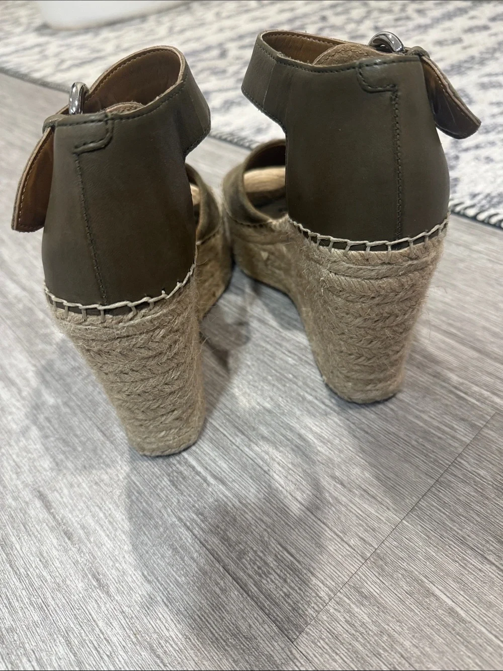 MARC FISHER platform espadrille